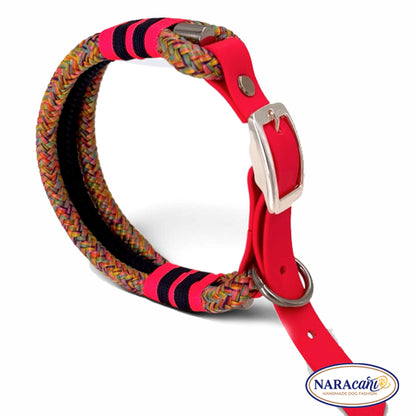 Rainbow-Paracord und marineblaues Tau am Halsband nebeneinander, Nahaufnahme