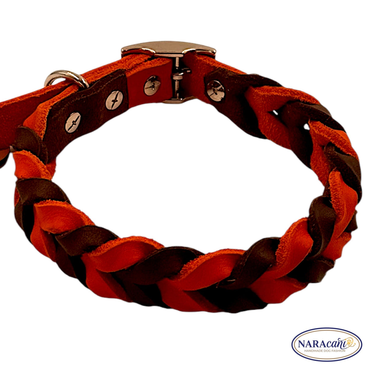 Übergang von Flechtung zu Beschlag am Fettleder-Halsband Dunkelbraun-Orange im Detail