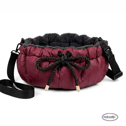 Hundetasche Rund Weinrot Schwarz „Nera" 🐾 Kordelzug-Verschluss & Crossbody-Gurt 🐾 Monochrome Optik Schwarz-Hardware 🐾 NARAcani Handmade