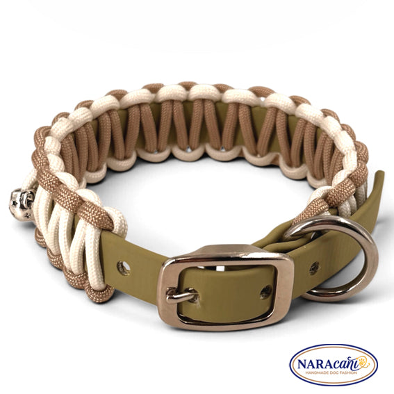 Verschluss und Beschläge des Biothane-Halsbands in Guacamole mit beige-weißem Paracord, Detailansicht