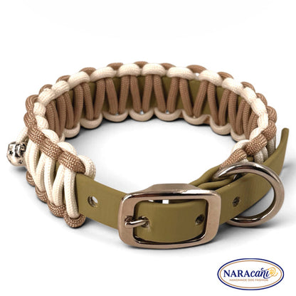 Verschluss und Beschläge des Biothane-Halsbands in Guacamole mit beige-weißem Paracord, Detailansicht