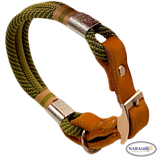 Hundehalsband aus olivgrünem Paracord mit Echtleder-Adapter in Camel, Gesamtansicht