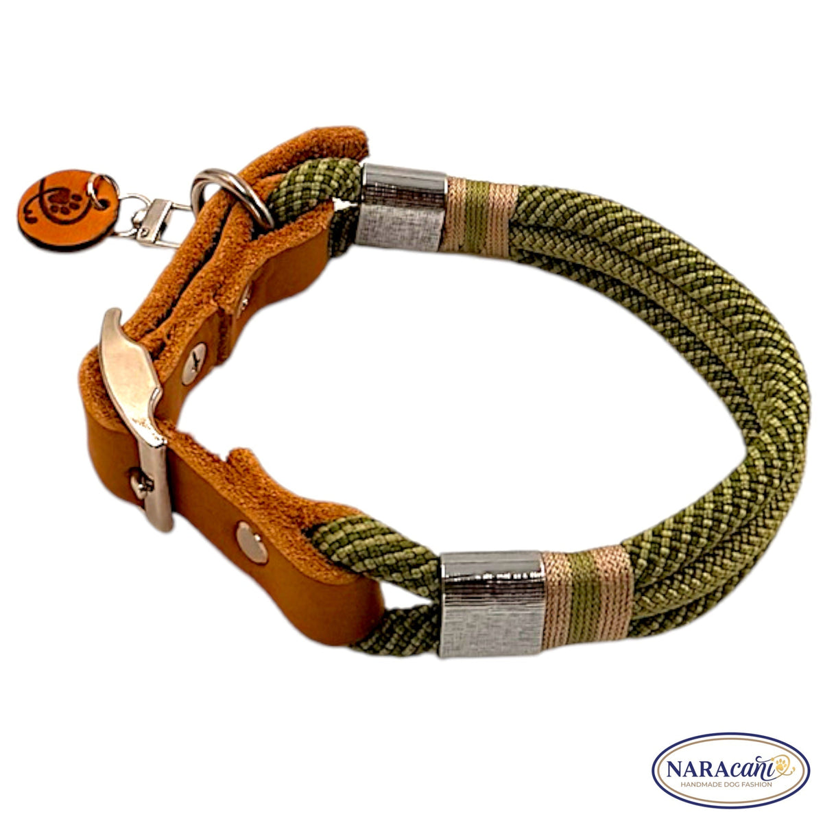 Hundehalsband Paracord Safari Dream in Olivgrün-Camel, in voller Länge ausgelegt