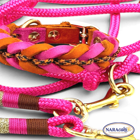 Multifunktionsleine aus Paracord in Fuchsia mit goldfarbenen Karabinern, Gesamtansicht