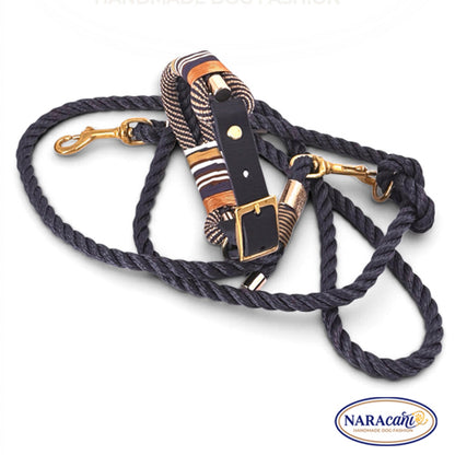 Gold schraffierte Zierhülse an der marineblauen Paracord-Leine, Detailansicht